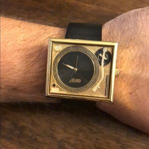 Flud Turntable Watch